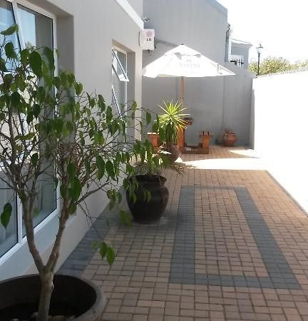 The Dondi Lodge Port Elizabeth Eksteriør billede