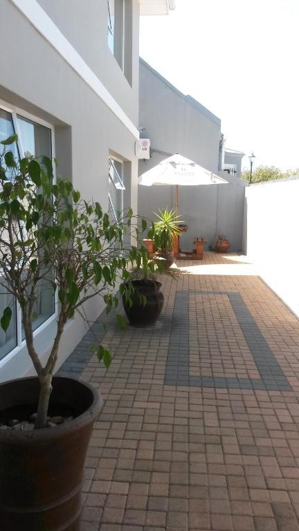 The Dondi Lodge Port Elizabeth Eksteriør billede
